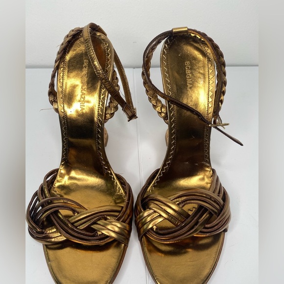BCBGMaxazria NWT No Box Gold Strappy Women's Sandals. - Picture 2 of 11